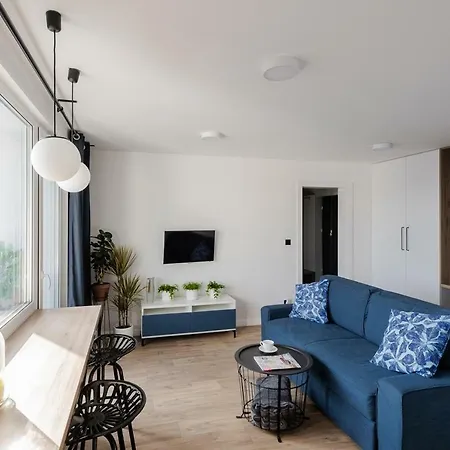 Okno Na Spodek * カトヴィツェ